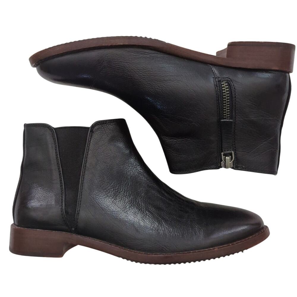 JOHNSTON & MURPHY Black Leather Side Zip Trista Chelsie Boots Women's Size 6.5